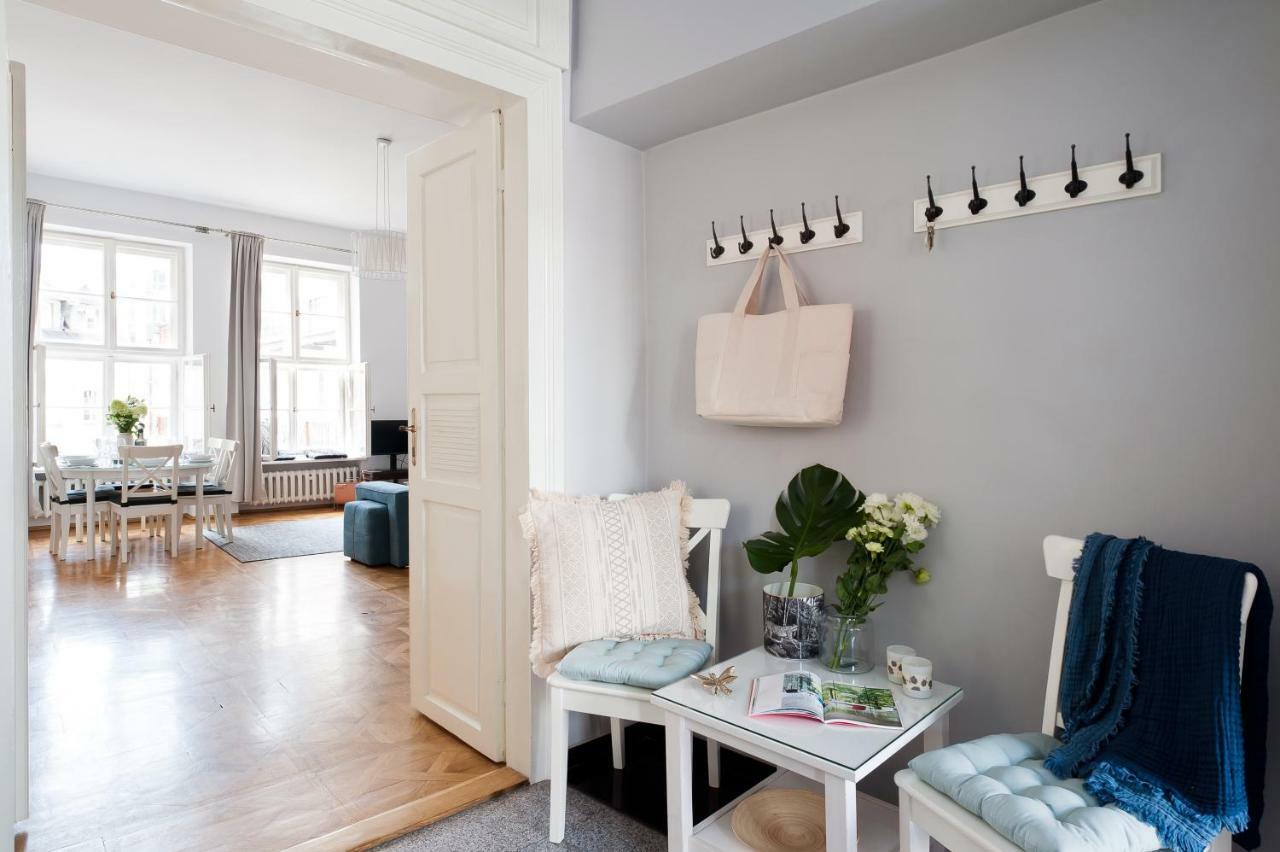 Square Apartment - Loftaffair Красков Екстериор снимка