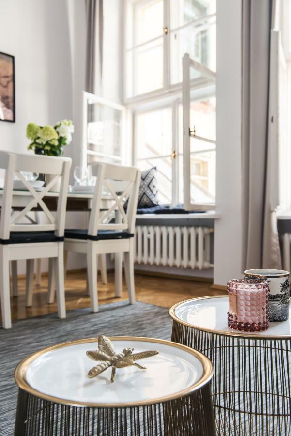 Square Apartment - Loftaffair Красков Екстериор снимка